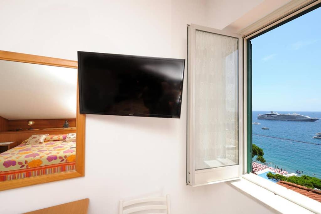 Mamma Rosanna - Apartment In Amalfi With Terrace Luaran gambar