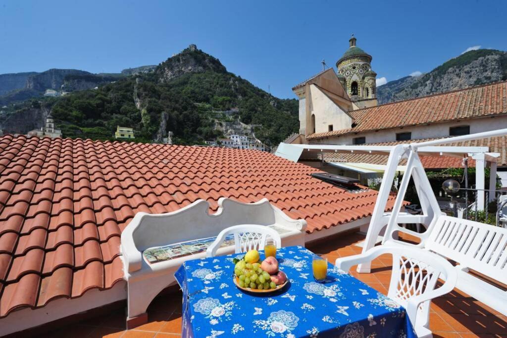 Mamma Rosanna - Apartment In Amalfi With Terrace Luaran gambar
