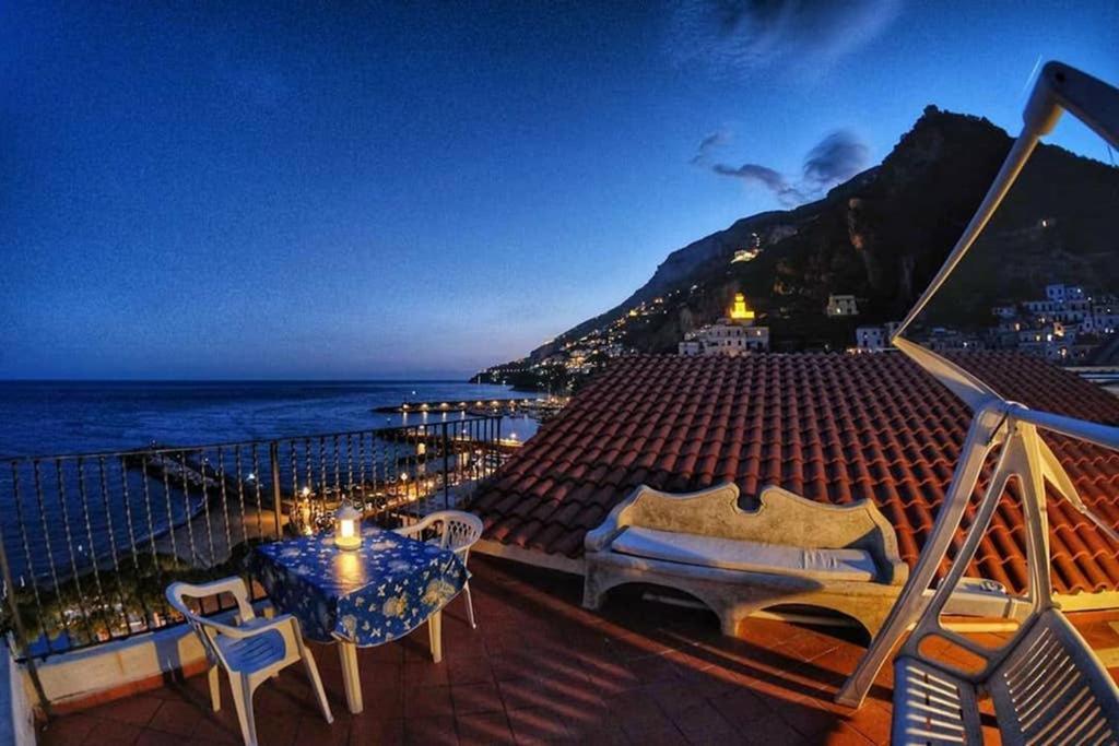 Mamma Rosanna - Apartment In Amalfi With Terrace Luaran gambar