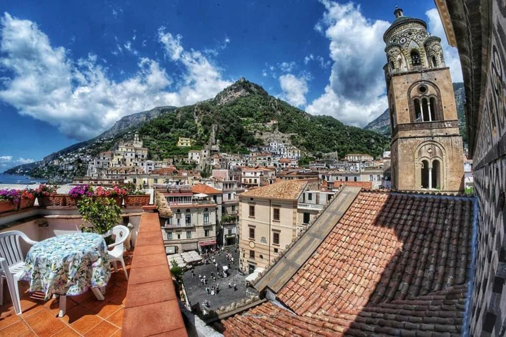 Mamma Rosanna - Apartment In Amalfi With Terrace Luaran gambar